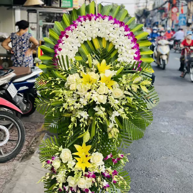 Hình ảnh hoa giao hàng thực tế