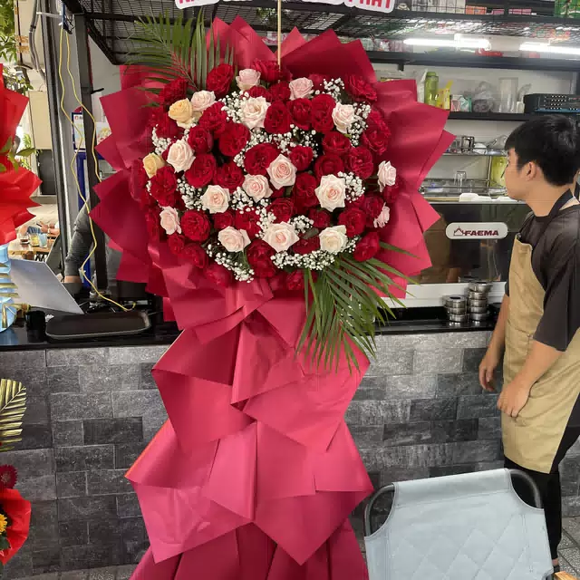 Hình ảnh hoa giao hàng thực tế
